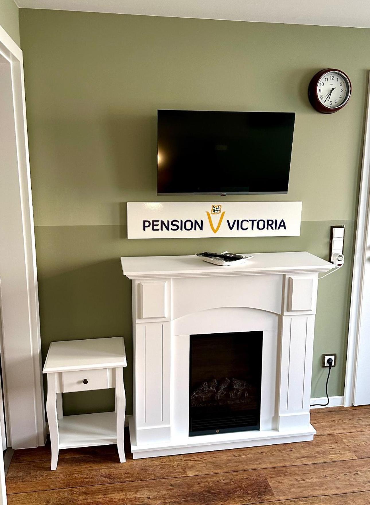 Pension Victoria ハルバーシュタット エクステリア 写真