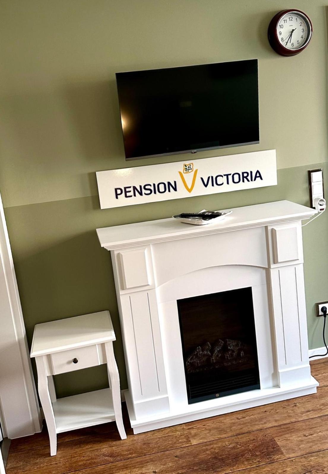 Pension Victoria ハルバーシュタット エクステリア 写真