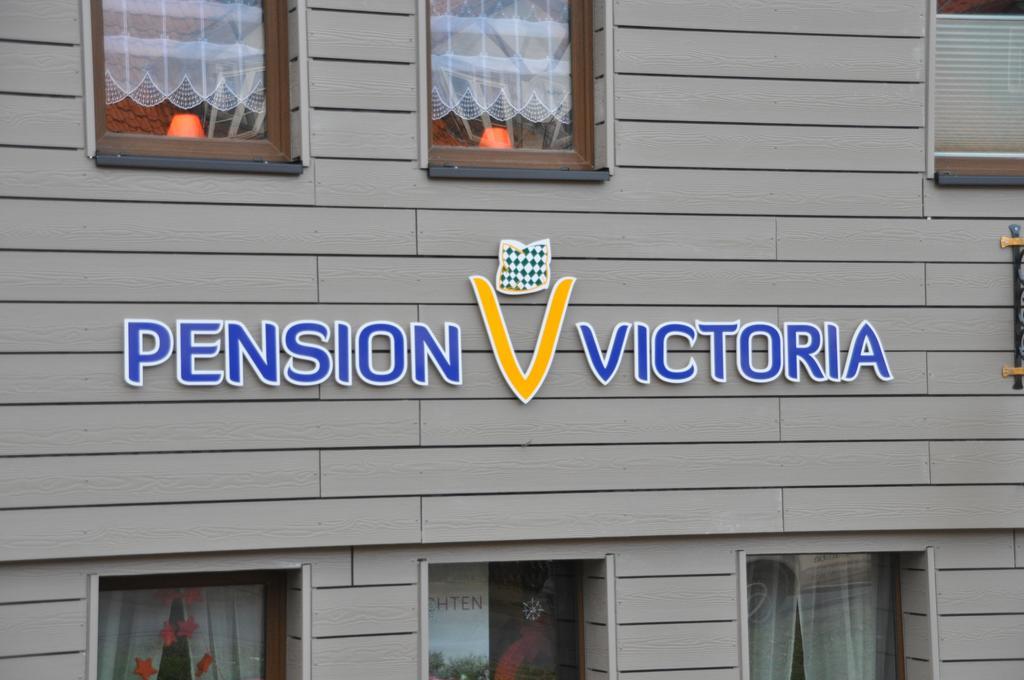 Pension Victoria ハルバーシュタット エクステリア 写真